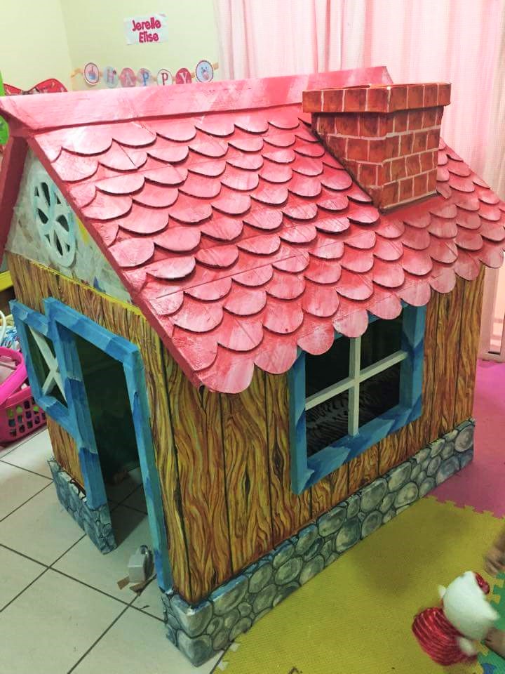 DIY cardboard playhouse 13