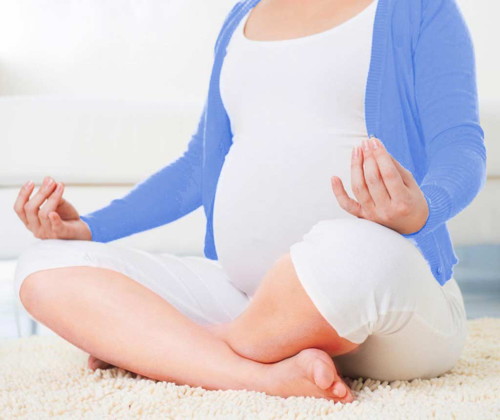 pregnant-woman-doing-yoga1 3